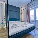 Signorile - Modern House Daire Bari