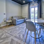 Signorile - Modern House Daire *