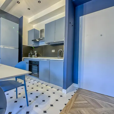 Apartament Signorile - Modern House *
