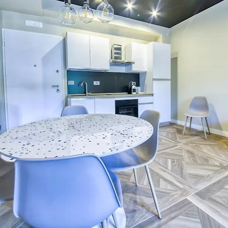 Signorile - Modern House باري